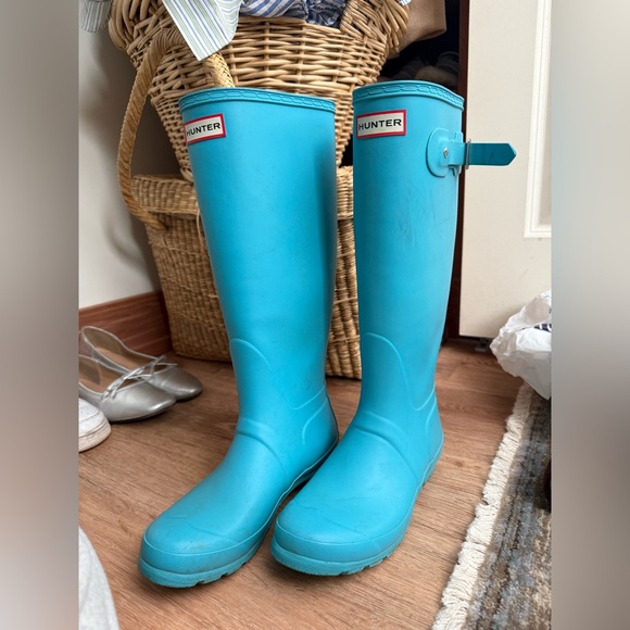 Hunter Boots - Picture 2 of 6